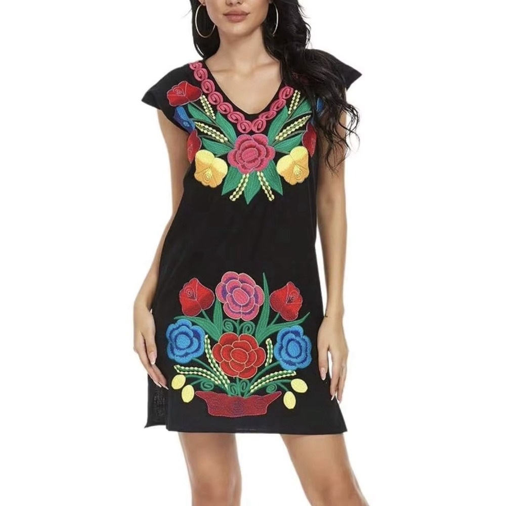 Beautiful Mexican-Style Floral Embroidered Black Mini Dress V Neck Short Sleeve
